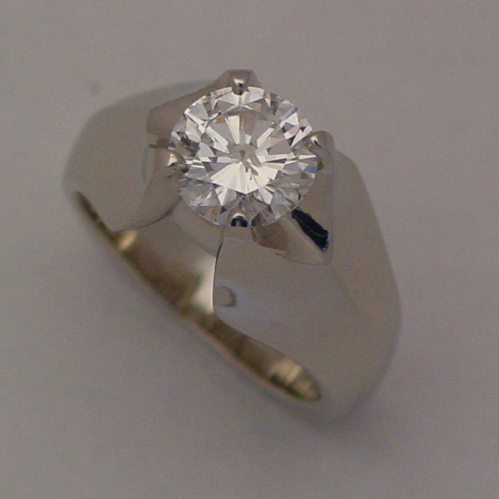 14k White Gold 1ct Diamond Ring