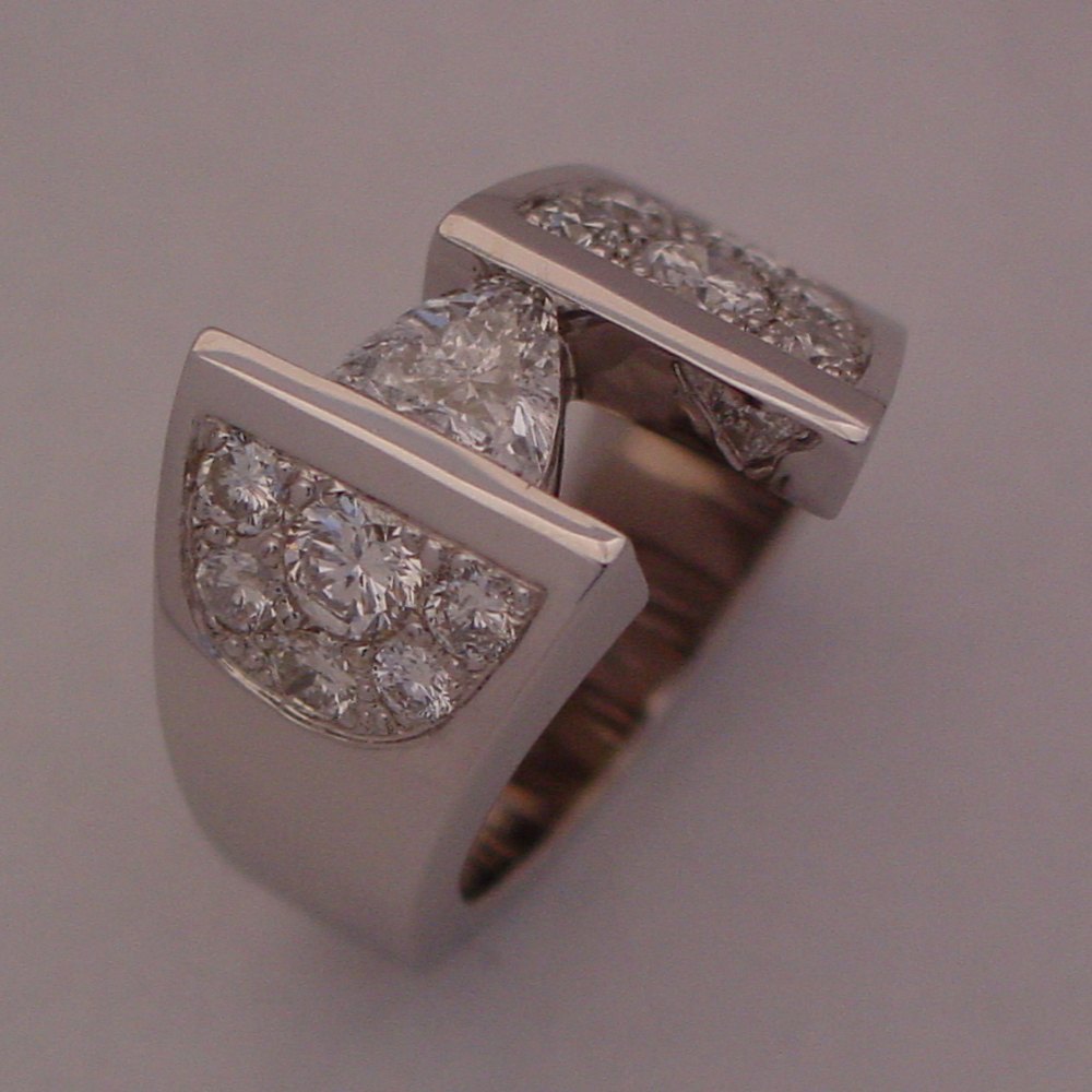 14k White Gold Trillion Cut Center Diamond and Pave Sides