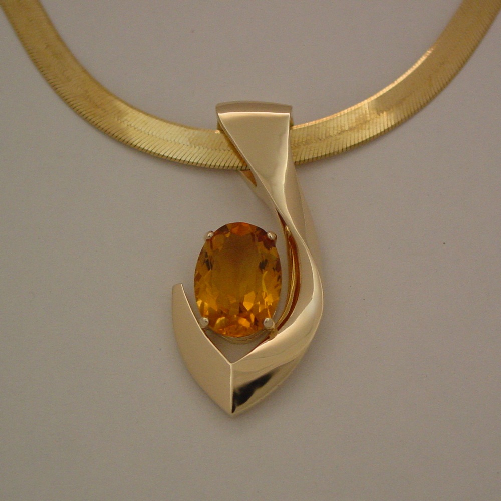 14k Yellow Gold Citrine Pendant