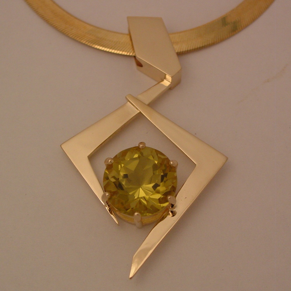 14k Yellow Gold Tourmaline Pendant